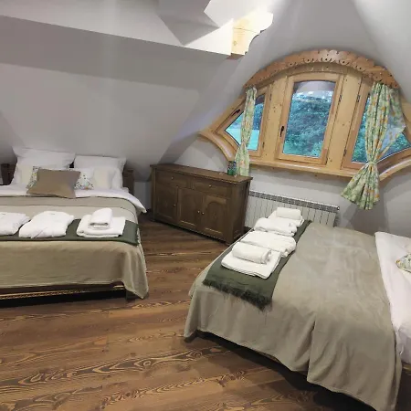 Wrzosowy Dwor - Konukevi 3*