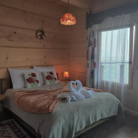 Wrzosowy Dwor - Skomielna Czarna